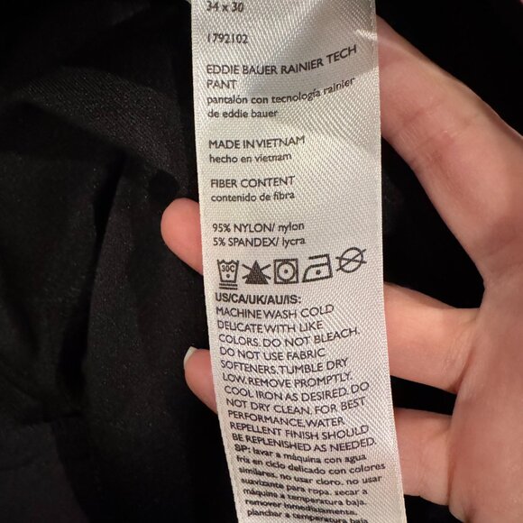 Eddie Bauer Pants Mens 34x30 Black Rainer Tech Zip Pocket Cargo Nylon Stretch - Picture 9 of 9